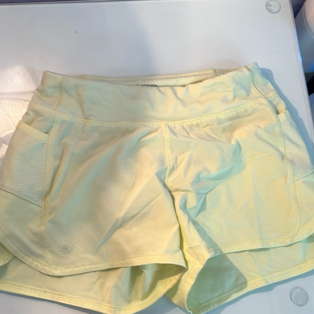 Girls cute Athleta shorts! Size 7 (girl) great for sports and every day use!